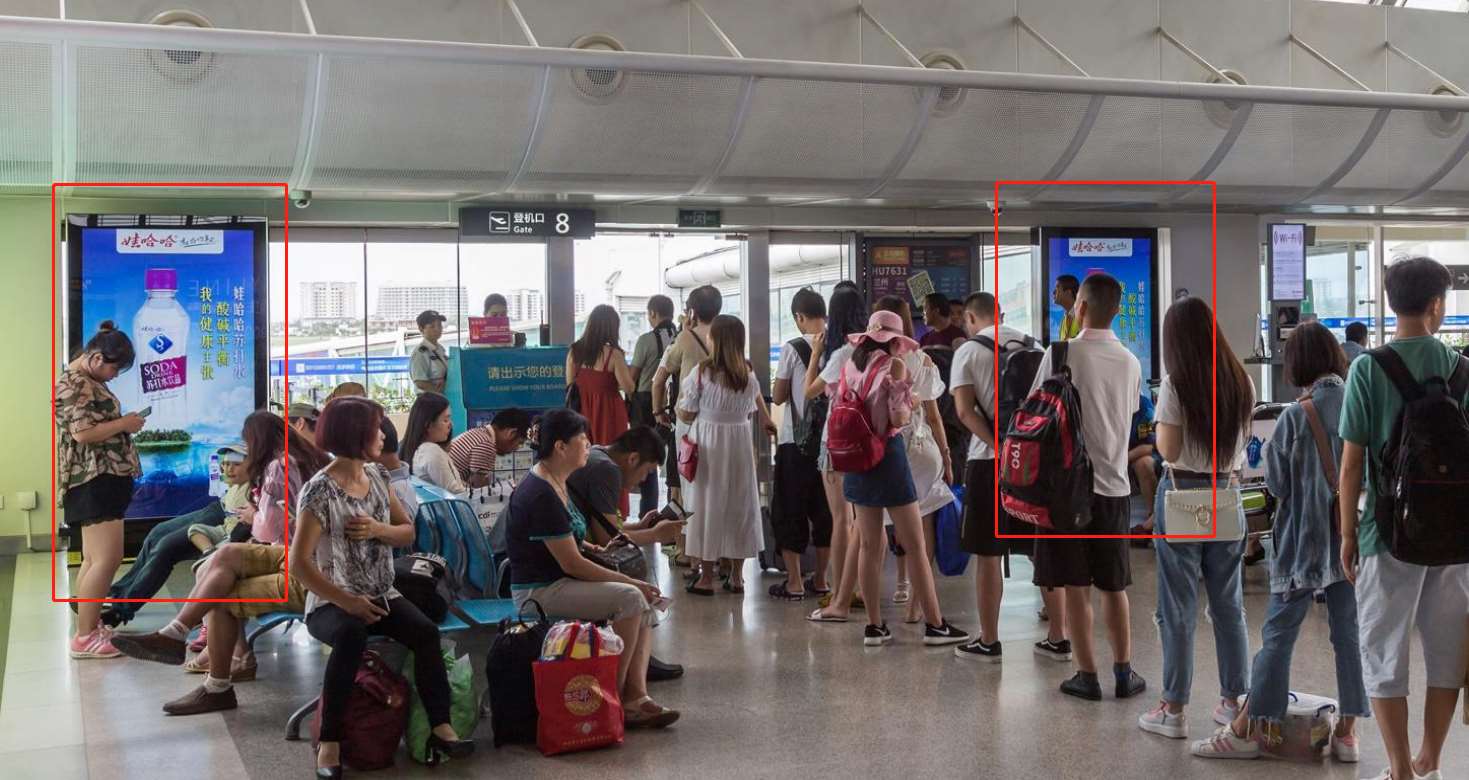 三亚国际机场T1国内出发刷屏广告