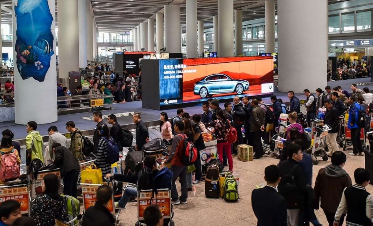 北京首都国际机场T3国际到达刷屏广告